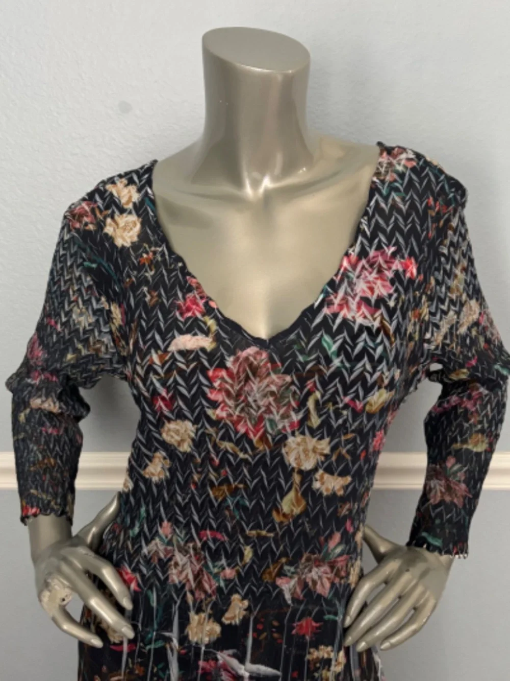 Komarov Chiffon V Neck 3/4 Sleeve Handkerchief Hem Dress Black Hybrid Nwt XL